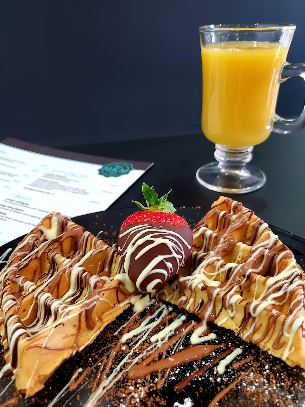 MKM Cafe & Dessert | 1370 Dundas St E #14A, Mississauga, ON L4Y 4G4, Canada | Phone: (905) 896-1224