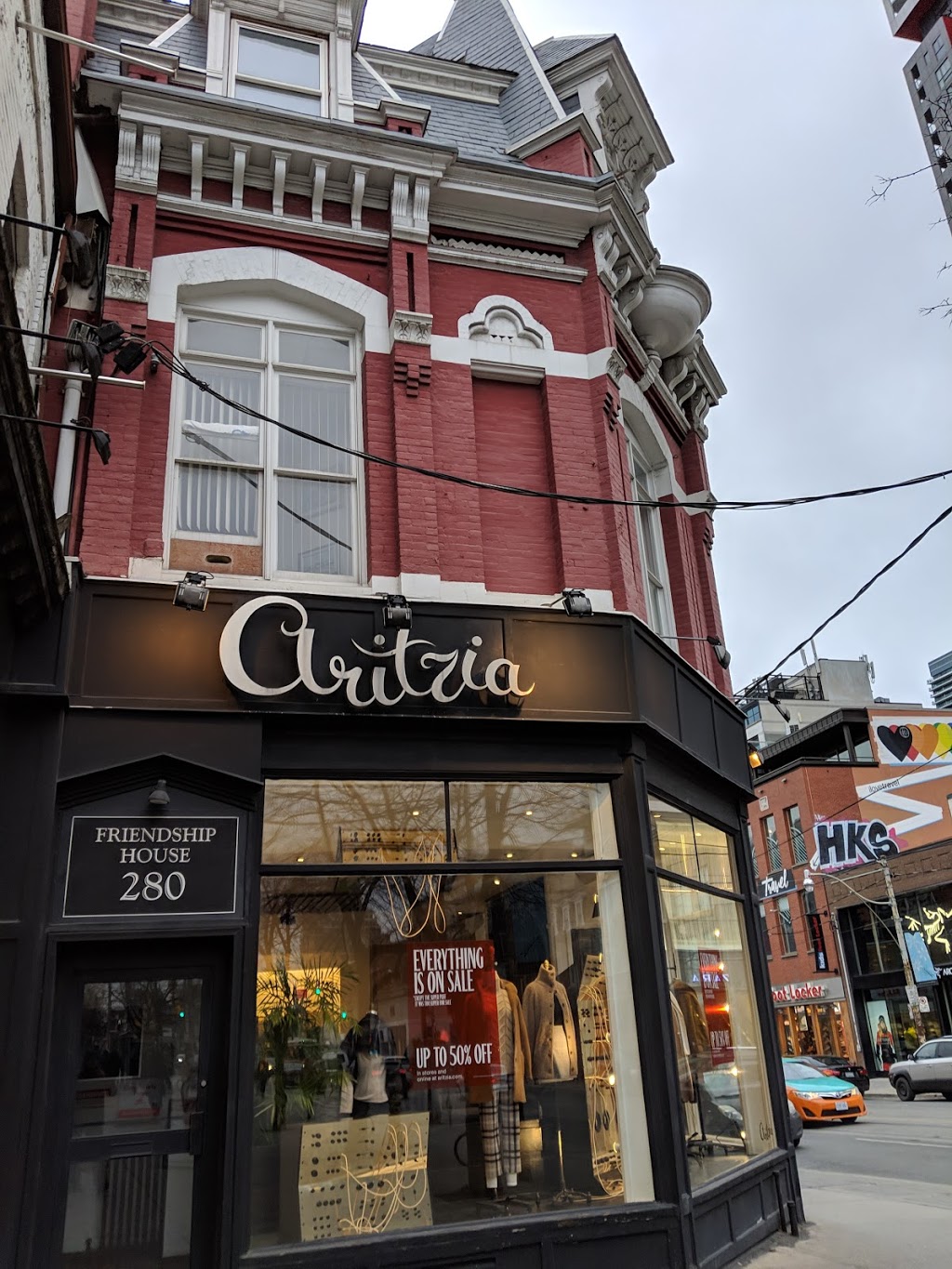 Aritzia | 280 Queen St W, Toronto, ON M5V 2A1, Canada | Phone: (416) 977-9919