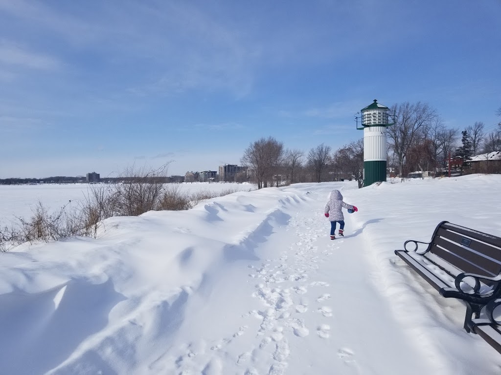 Dorval Purple Martin Lighthouse | 2385 Chemin du Bord-du-Lac, Dorval, QC H9S 2G7, Canada