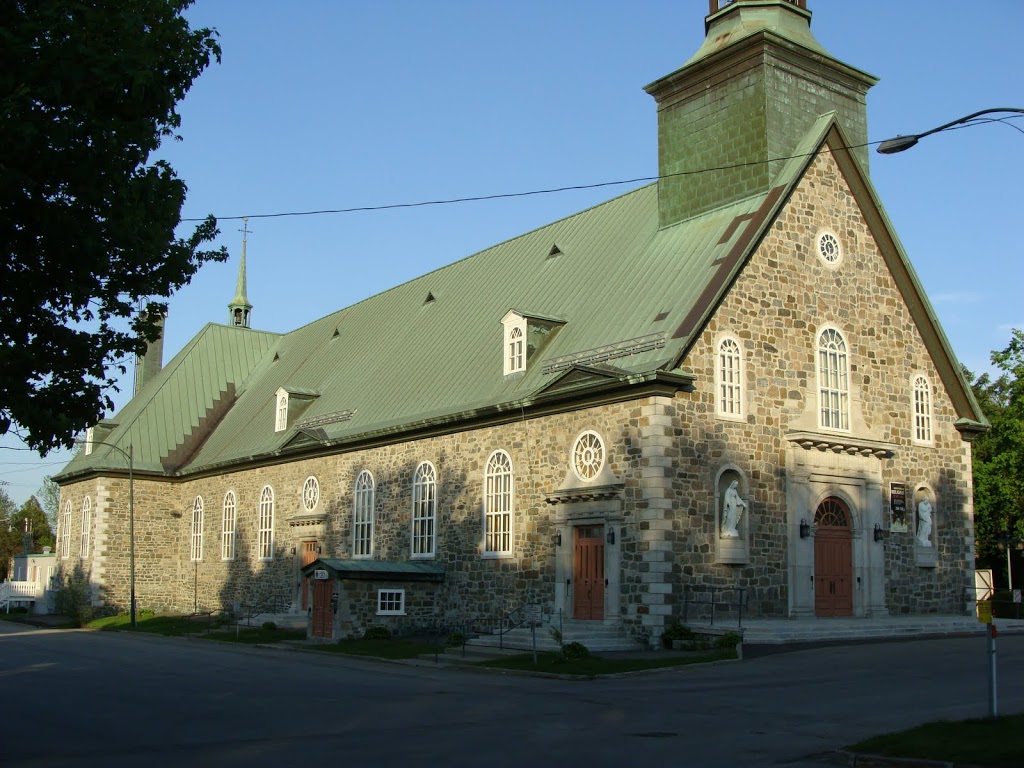 Église Saint-Joseph de la Pointe-Levy | 291 Rue Saint-Joseph, Lévis, QC G6V 1G3, Canada | Phone: (418) 837-8813