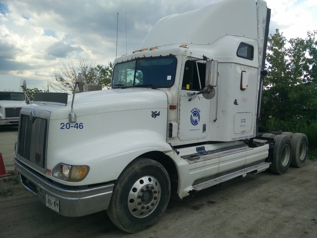 Whitelaw Trucking Ltd | 1156 Welford Pl, Woodstock, ON N4S 7W3, Canada | Phone: (519) 539-1288
