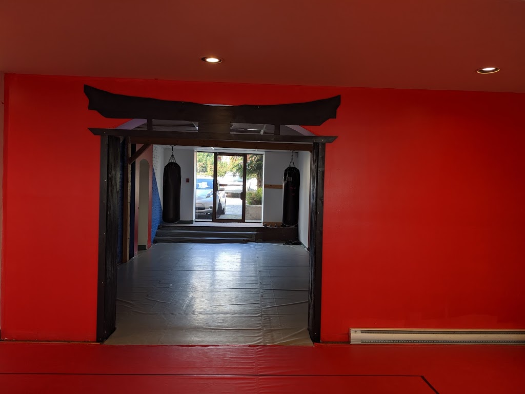 Canadas Best Karate (Esquimalt) | 904b Esquimalt Rd, Victoria, BC V9A 4M6, Canada | Phone: (250) 590-3553