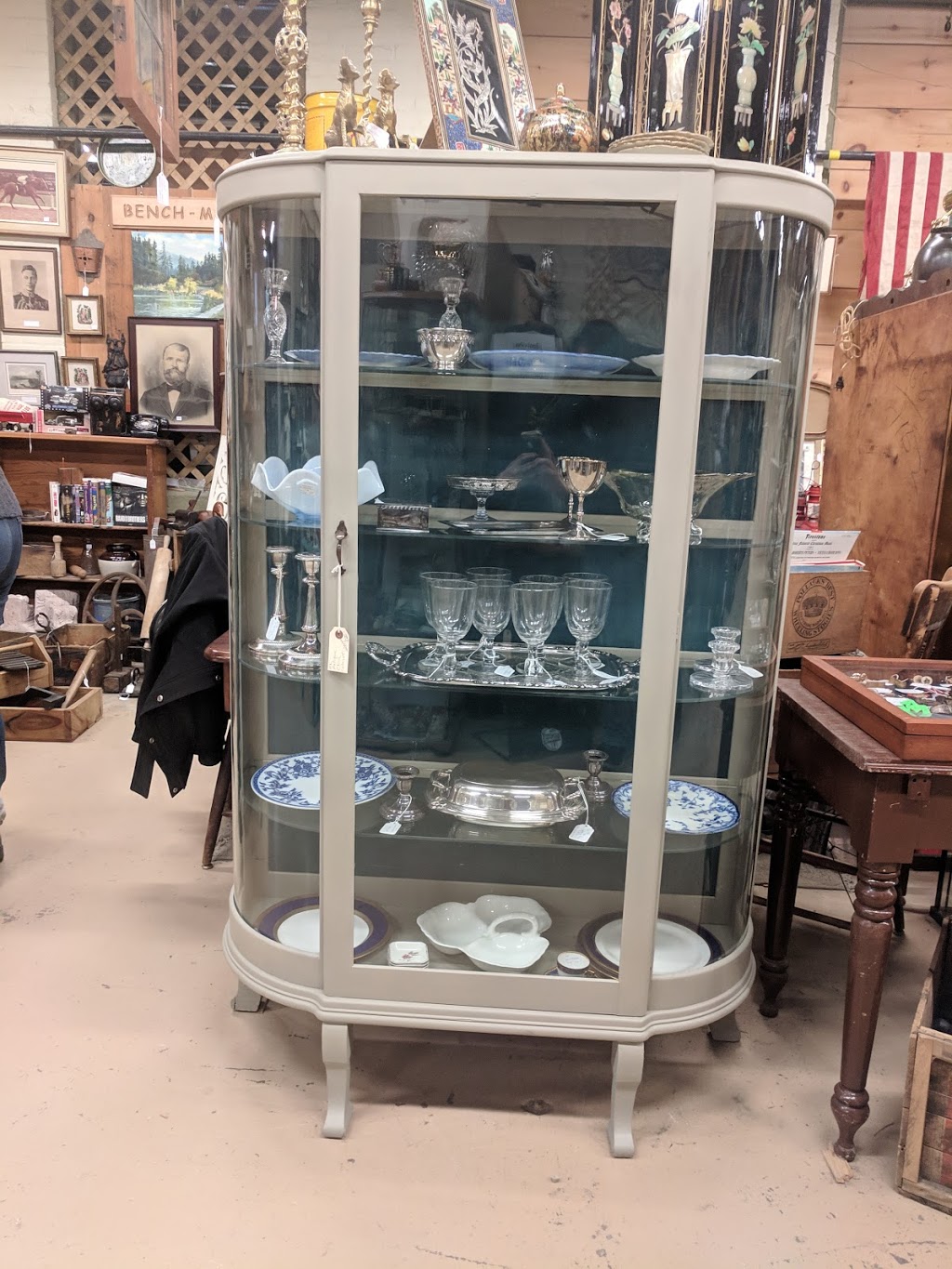 Waterford Antique Market | 80b Alice St, Waterford, ON N0E 1Y0, Canada | Phone: (519) 443-4064