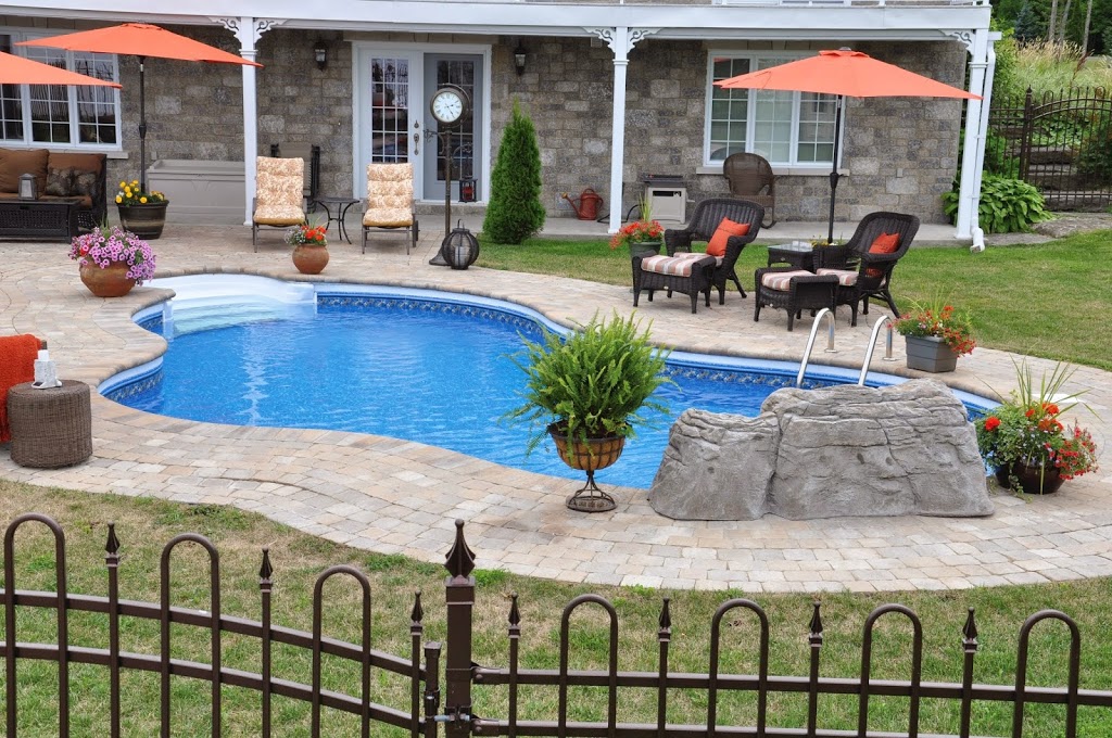 Aqua Soleil Piscines & Spas | 5641 Boulevard Laurier, Terrebonne, QC J7M 1T7, Canada | Phone: (450) 477-8102