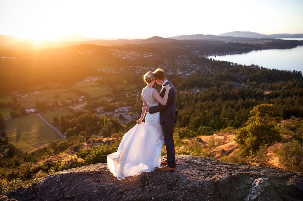 Billie Woods Photography | 145 Wildwood Crescent, Salt Spring Island, BC V8K 2N7, Canada | Phone: (250) 537-7316