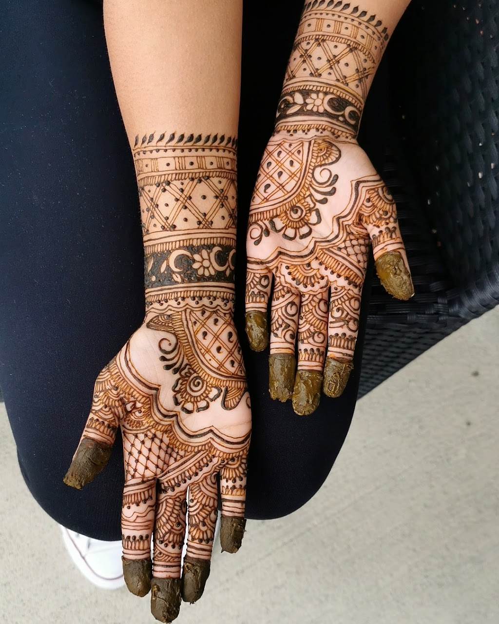 Henna By Nusrat | 34 Springwood Heights Crescent, Brampton, ON L6P 2C3, Canada | Phone: (647) 997-6786