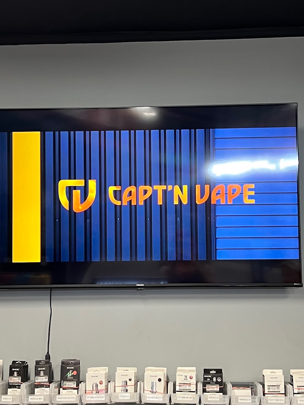 Captn Vape - Regent Ave - Winnipeg | 130 Regent Ave E, Winnipeg, MB R2C 0C1, Canada | Phone: (204) 222-7187