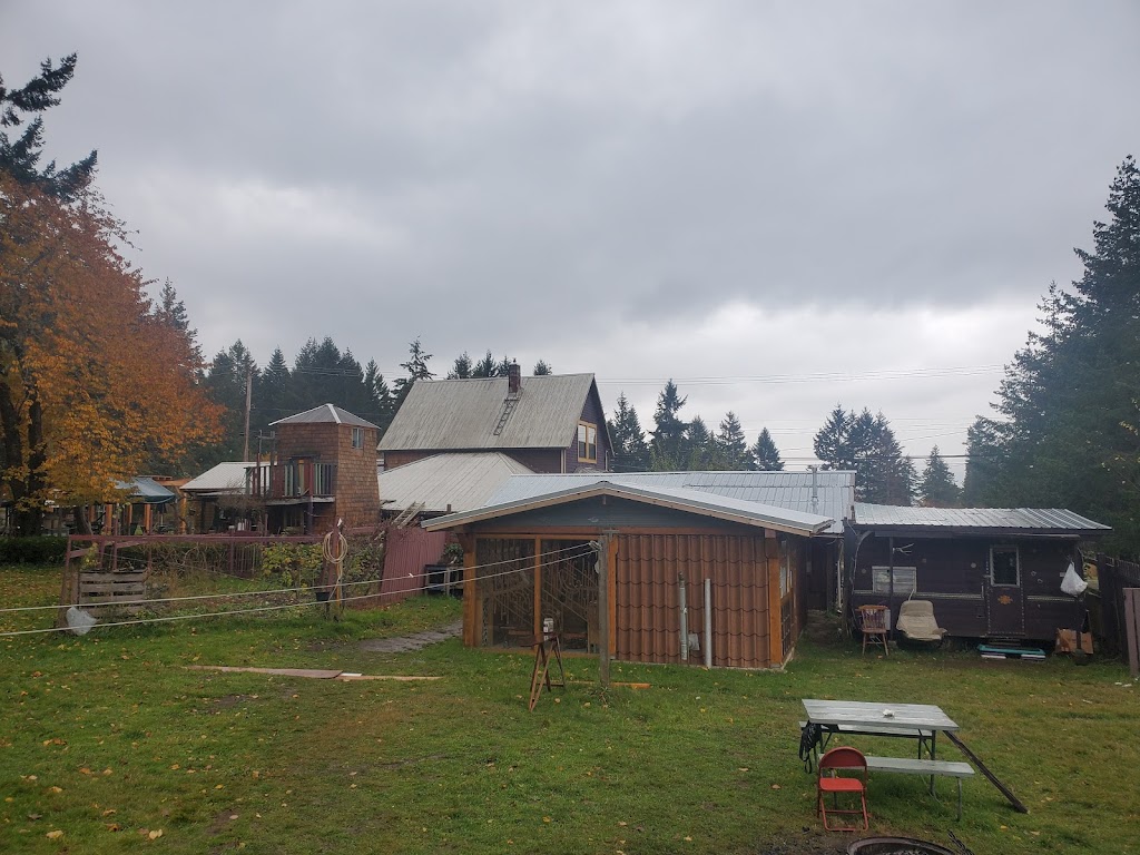 Earth Club Factory Guesthouse | 3806 Denman Rd, Denman Island, BC V0R 1T0, Canada | Phone: (250) 335-2688