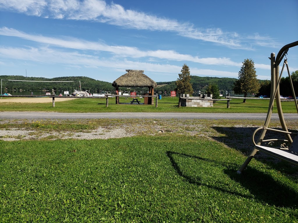 Camping Dallaire | 54 Chemin du Lac Nairne, Saint-Aimé-des-Lacs, QC G0T 1S0, Canada | Phone: (418) 439-2785