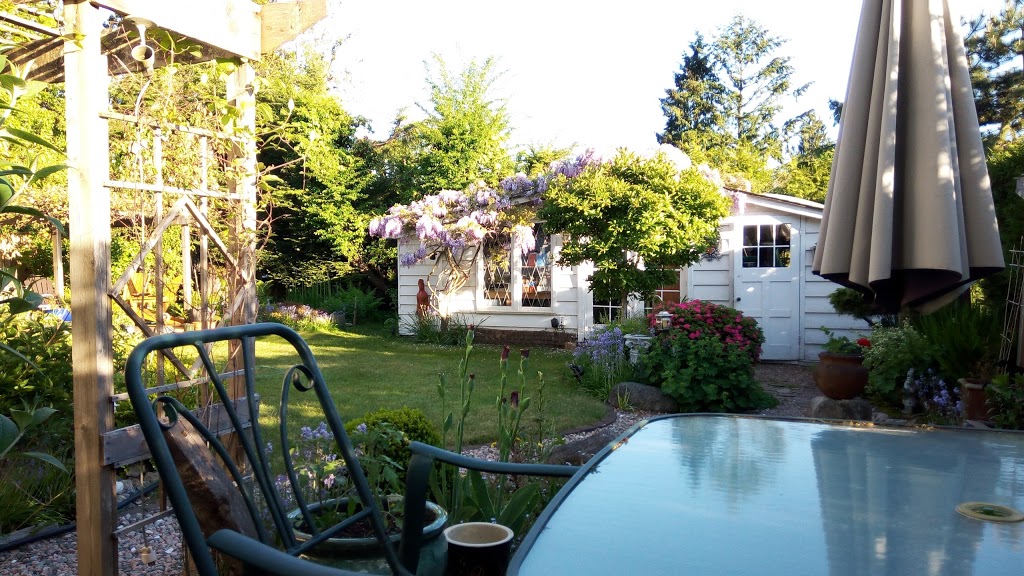 Willows Inn | 495 W Windsor Rd, North Vancouver, BC V7N 2N5, Canada | Phone: (604) 980-6502