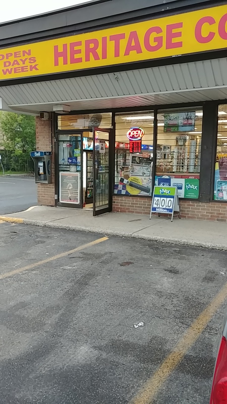 Heritage Convenience | 200 Lorraine Av, Kitchener, ON N2B 3R3, Canada | Phone: (519) 579-2742