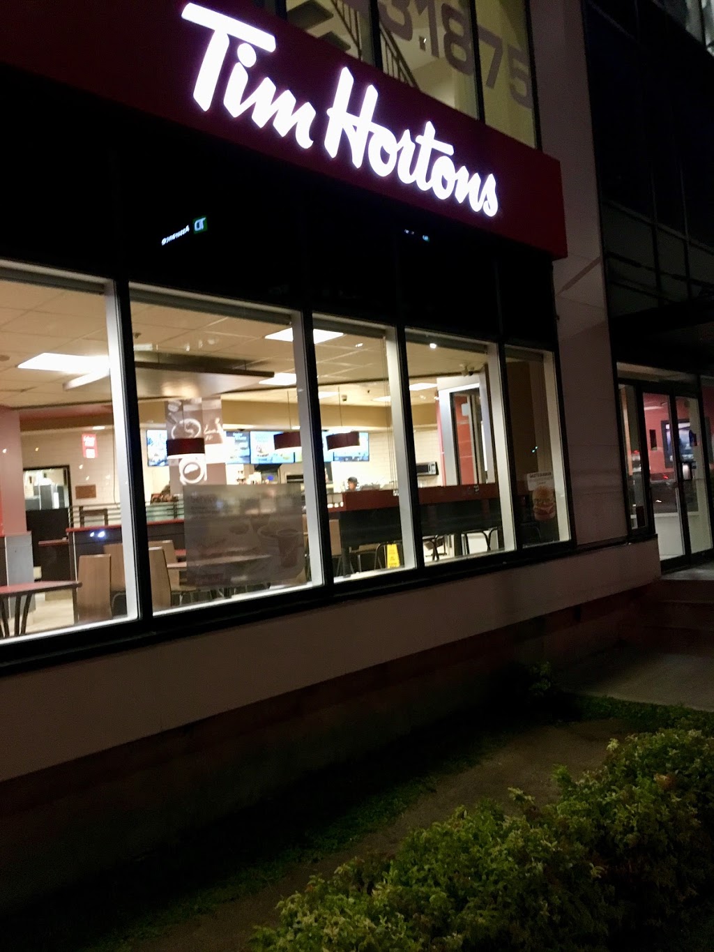 Tim Hortons | 115 Boulevard Crémazie O, Montréal, QC H2N 1L4, Canada | Phone: (514) 382-9749