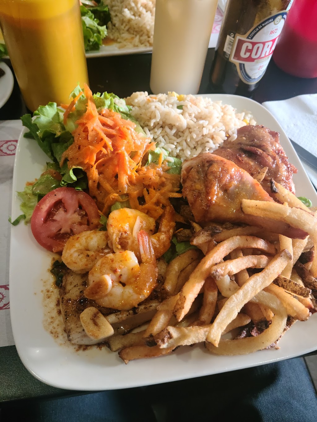 Restaurant Luso | 5840 Rue Bélanger, Saint-Léonard, QC H1T 1G6, Canada | Phone: (514) 251-1001