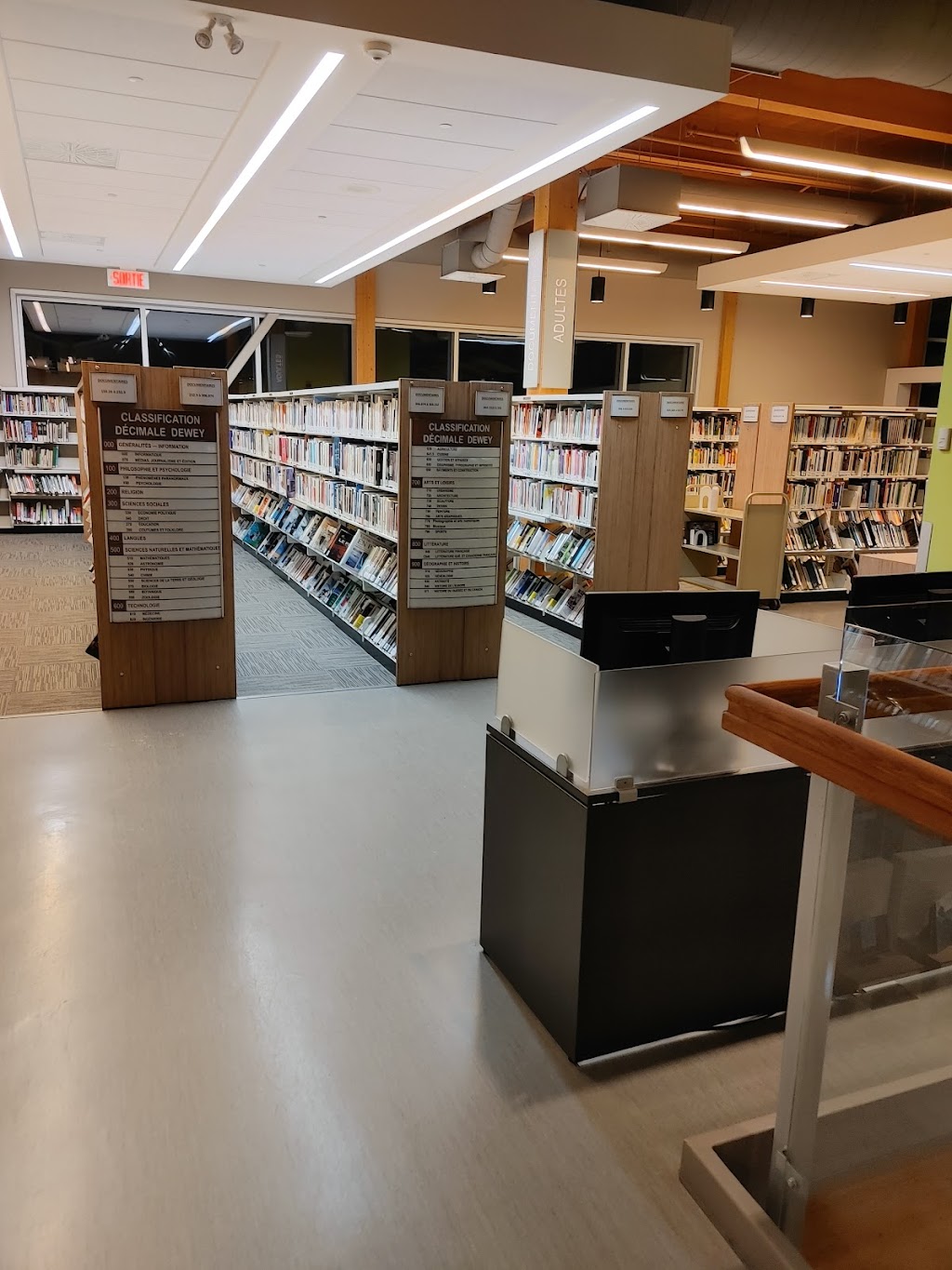Saguenay public Library (Jonquiere) | 2480 Rue Saint-Dominique, Jonquière, QC G7X 6K2, Canada | Phone: (418) 698-5350