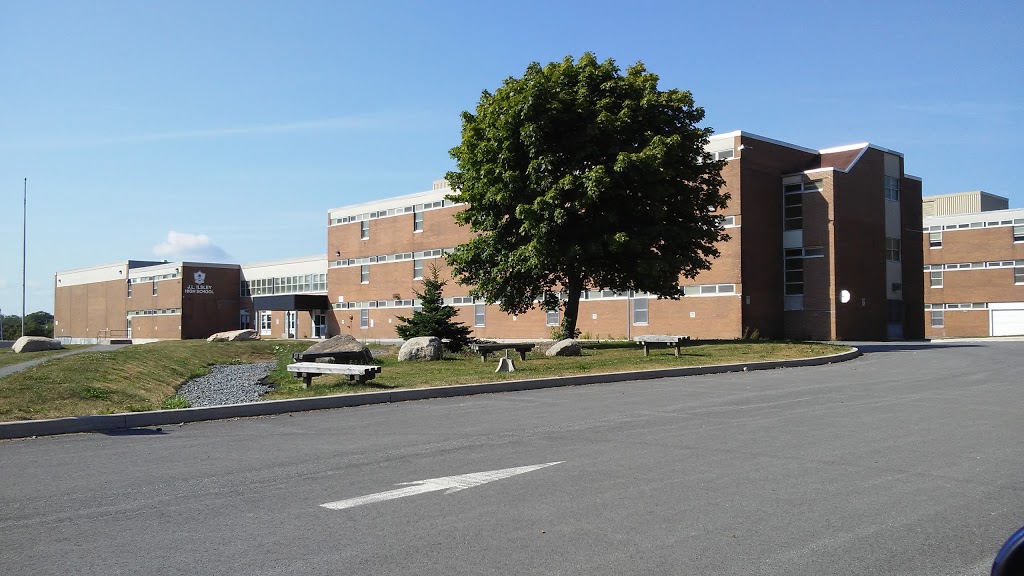 J.L. Ilsley High School | 38 Sylvia Ave, Halifax, NS B3R 1J9, Canada | Phone: (902) 479-4612