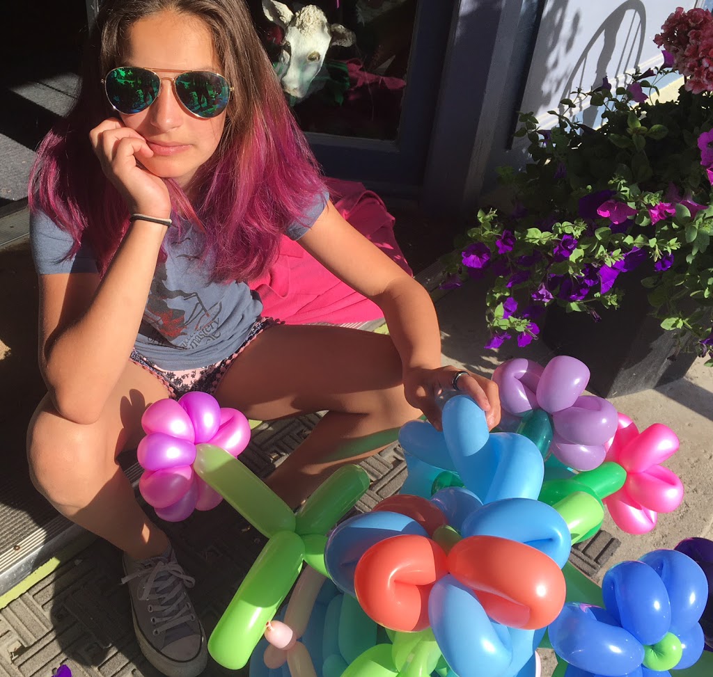 Jady Balloon Twister and Face Painting | 245 Main St, Schomberg, ON L0G 1T0, Canada | Phone: (416) 662-1080