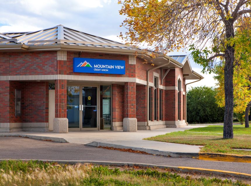 Mountain View Financial | 1301 Railway St, Crossfield, AB T0M 0S0, Canada | Phone: (403) 946-0572