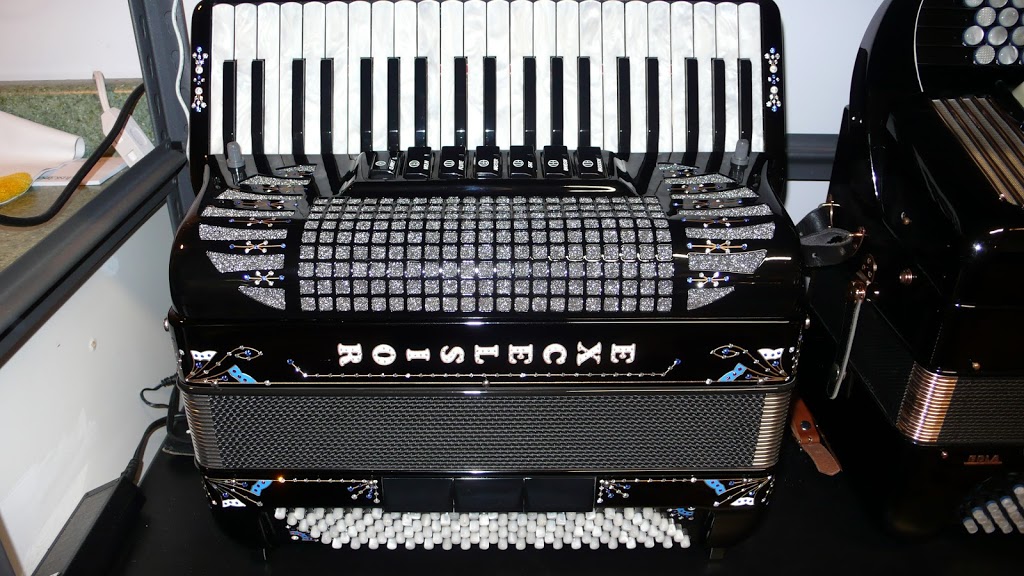 Andersons Accordion | 31 Upper Middle Rd #4165, Burlington, ON L7M 0V4, Canada | Phone: (905) 335-6631