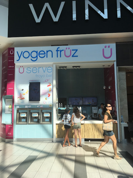 Yogen Früz | 550 King St N B17C, Waterloo, ON N2L 5W6, Canada | Phone: (519) 888-8195