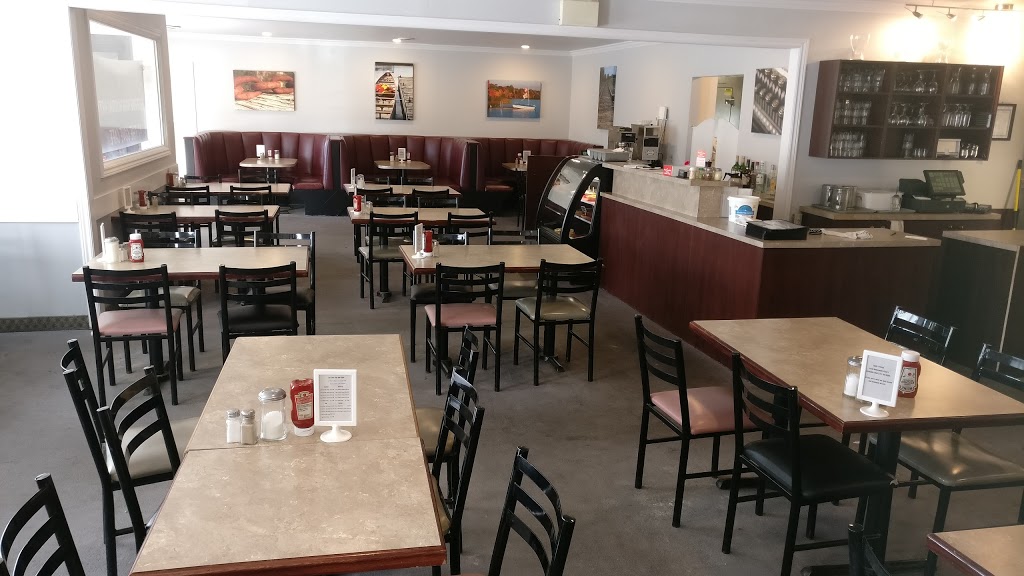 The Cove Cafe | 902 Lockhart Rd, Innisfil, ON L9S 4V2, Canada | Phone: (705) 436-2654