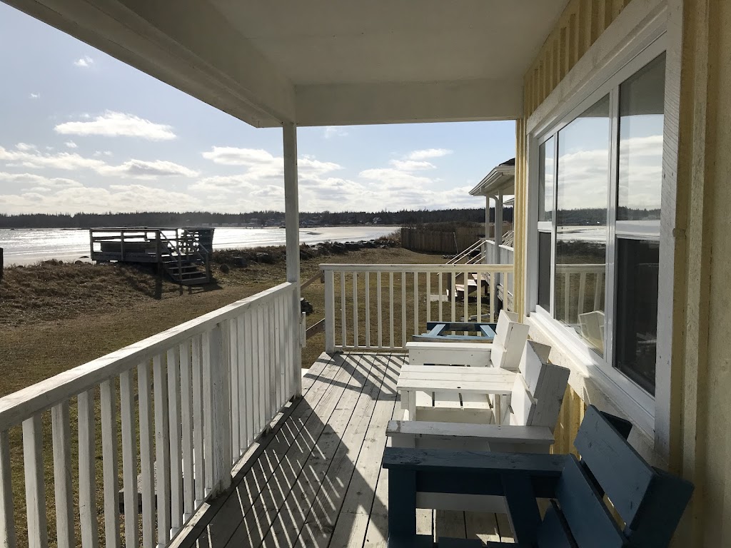 OCEAN MIST COTTAGES LTD | 1 Gull Rock Rd S, Lockeport, NS B0T 1L0, Canada | Phone: (902) 656-3200