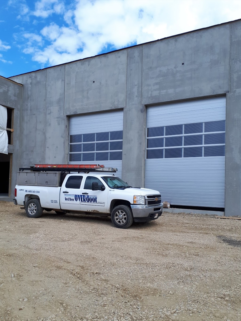 Red Deer Overdoor | 7703 Edgar Industrial Dr #1, Red Deer, AB T4P 3R2, Canada | Phone: (403) 343-1316