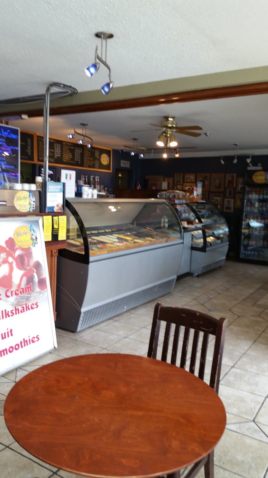 Whitbys Coffee House | 14829 Marine Dr, White Rock, BC V4B 3P5, Canada | Phone: (604) 535-0200