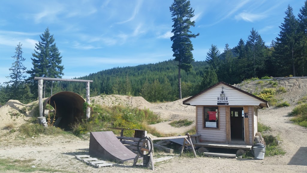 Coast Gravity Park | Sechelt, BC V0N 3A2, Canada | Phone: (604) 989-5431