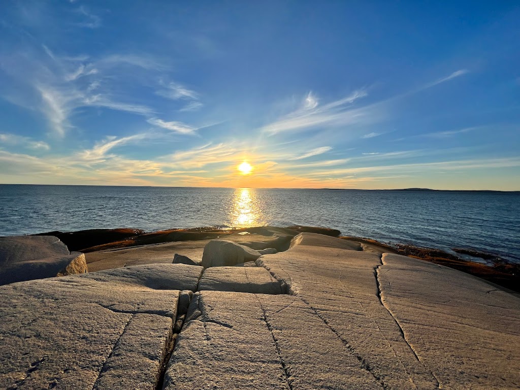 Peggys Cove Lighthouse | Peggys Point Rd, Peggys Cove, NS B3Z 3S1, Canada | Phone: (613) 993-0999