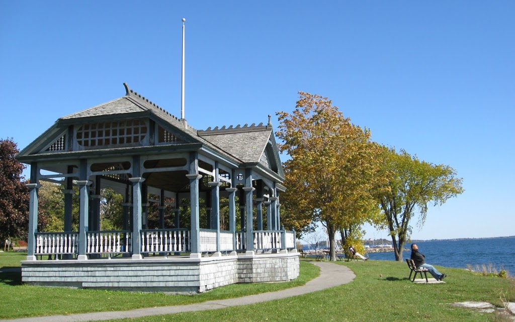 Recreation and park shelter | Kingston, ON K7L, Canada