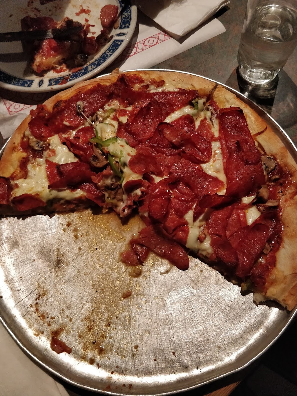 Pendelis Pizza | 5599 Chem. de la Côte-Saint-Luc, Montréal, QC H3X 2C9, Canada | Phone: (514) 486-1155