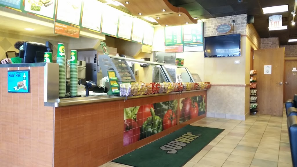 Subway | #2, 486 Advance Blvd Unit 260 Suite Bldg, Lakeshore, ON N8N 0B8, Canada | Phone: (519) 727-0330