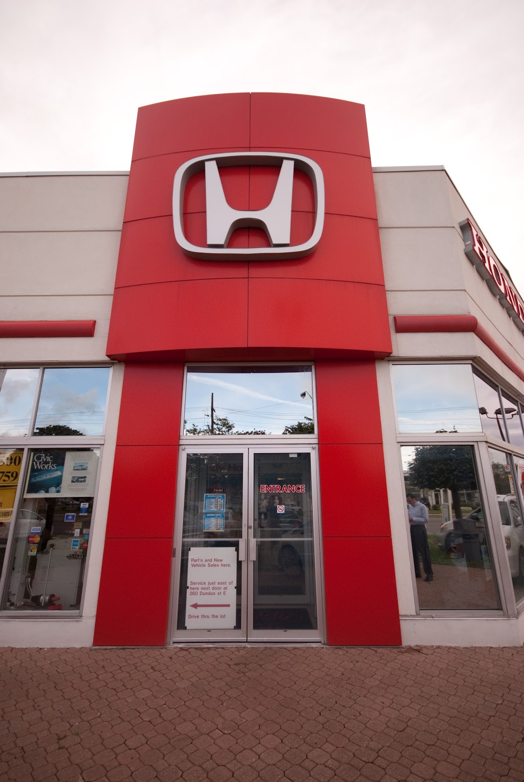 Ready Honda | 230 Dundas St E, Mississauga, ON L5A 1W9, Canada | Phone: (905) 896-3500