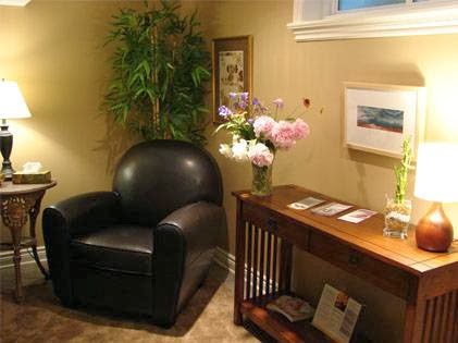 Woodway Holistic Esthetics | 2002 Woodway Ave, Gloucester, ON K1J 7Y3, Canada | Phone: (613) 422-9435