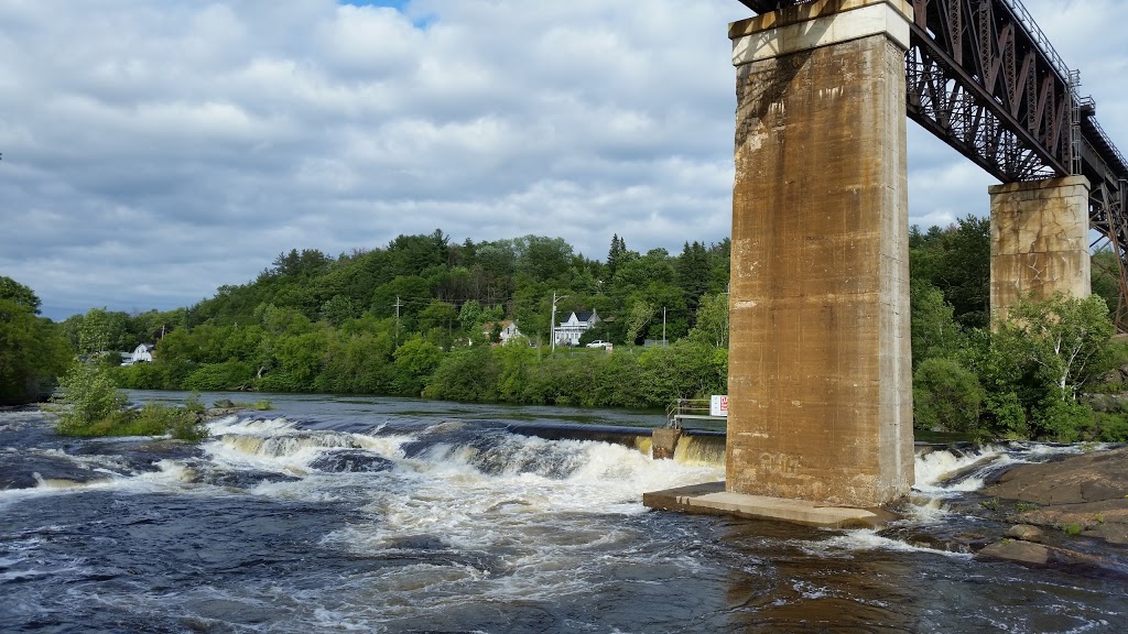 Town Dock | 11 Bay St, Parry Sound, ON P2A 1S4, Canada | Phone: (705) 746-7642