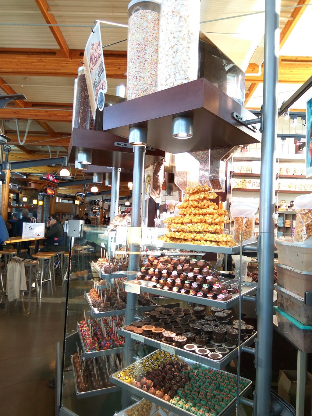 Tsawwassen Quay Market | 1 Ferry Causeway, Delta, BC V4M 4G6, Canada | Phone: (604) 685-2391