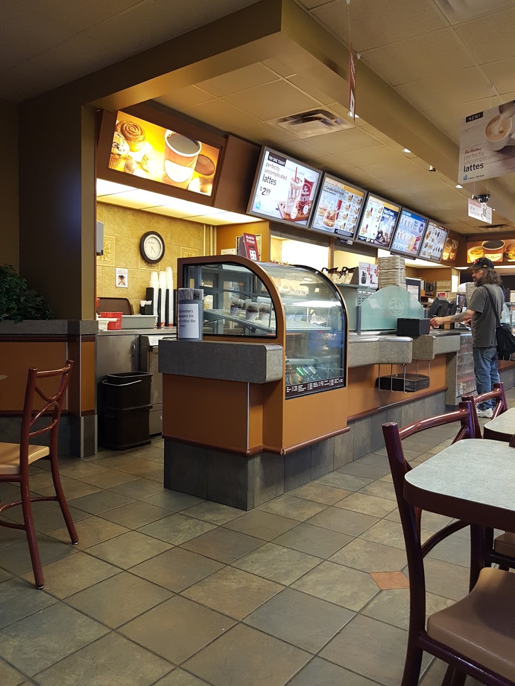 Tim Hortons | 670 Fairway Rd S, Kitchener, ON N2C 1X3, Canada | Phone: (519) 894-0811