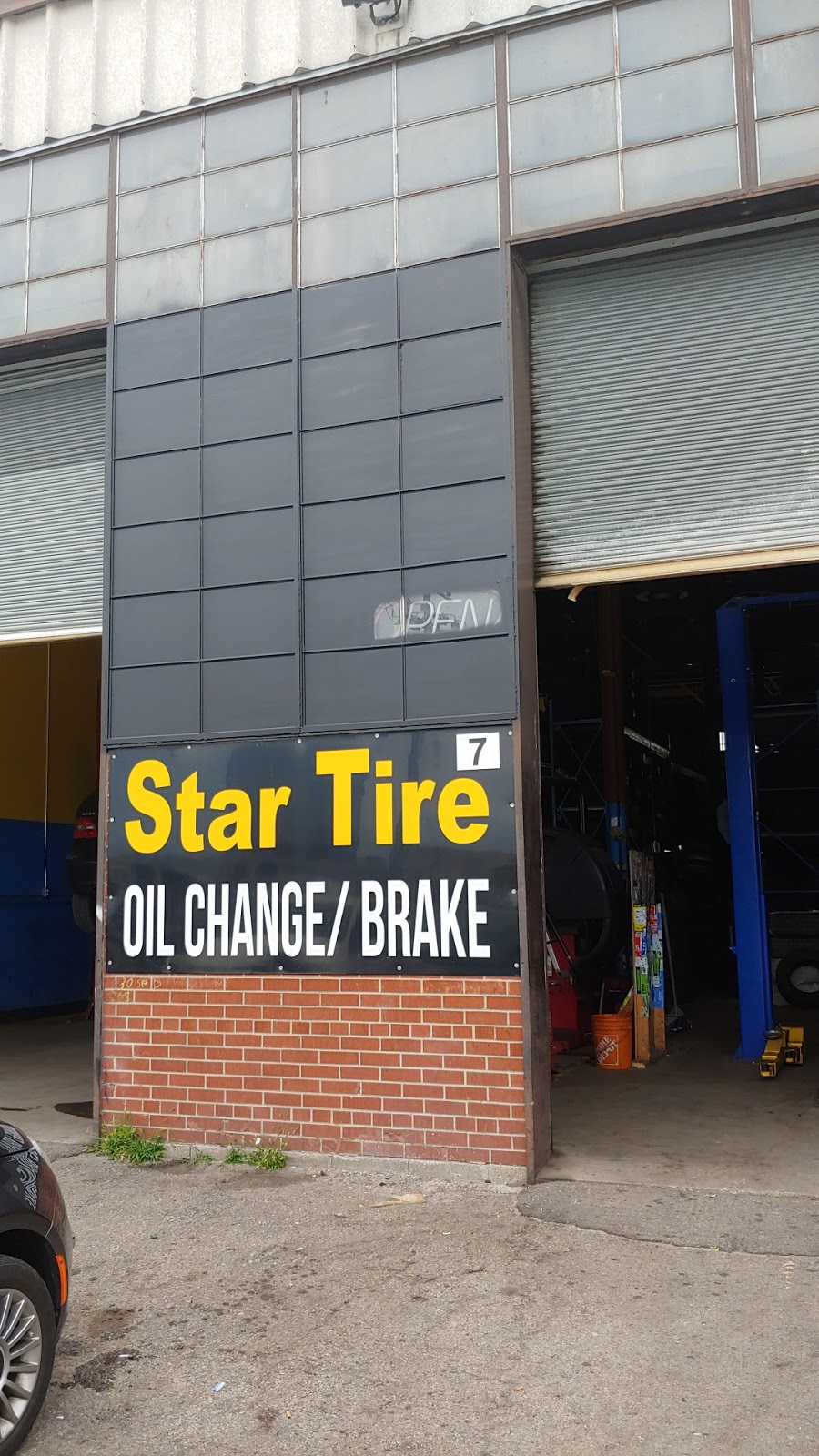 Star Tire and Service Inc | 20 Alness St, North York, ON M3J 3H4, Canada | Phone: (416) 739-8591