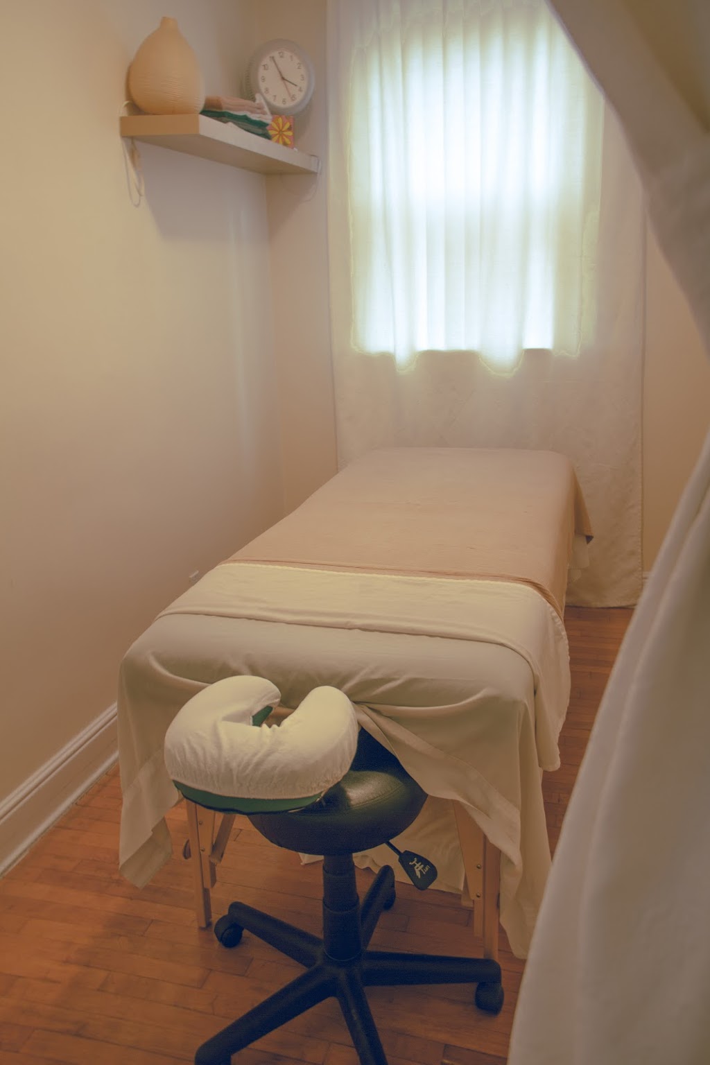 Jason Sills RMT (Massage Therapy) | 2655 Bloor St W Unit 311, Etobicoke, ON M8X 1A5, Canada | Phone: (647) 895-8823