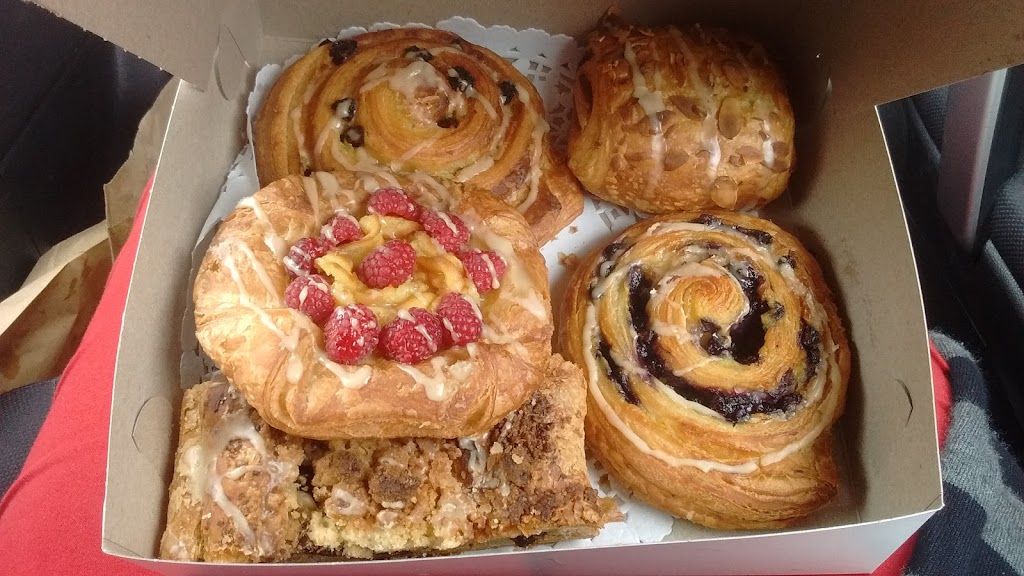 Boulangerie Niemand | 82 Av. Morel, Kamouraska, QC G0L 1M0, Canada | Phone: (418) 492-1236