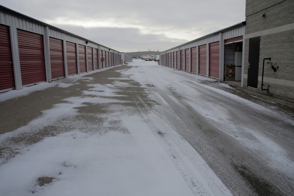 Fort Henry Self Storage | 294 Henry St, Brantford, ON N3S 7R5, Canada | Phone: (519) 757-0000