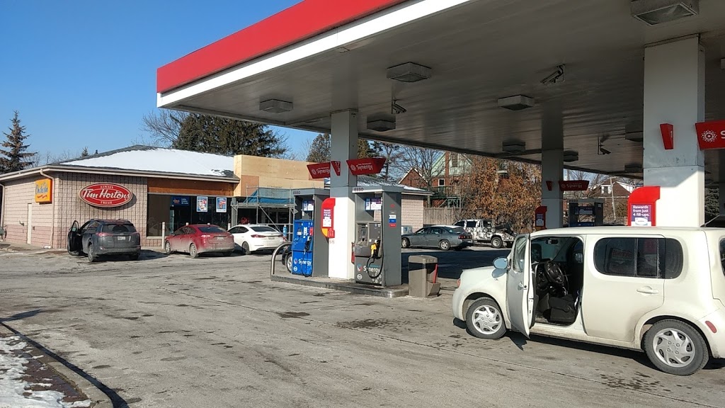 Esso | 648 King St W, Hamilton, ON L8P 1C5, Canada | Phone: (905) 575-3524