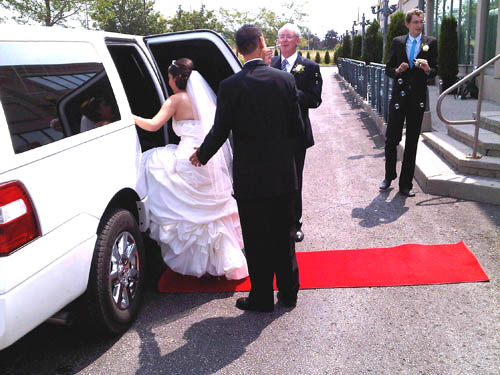 Brothers Limousine | 810 Nipissing Rd, Milton, ON L9T 4Z9, Canada | Phone: (866) 516-2590