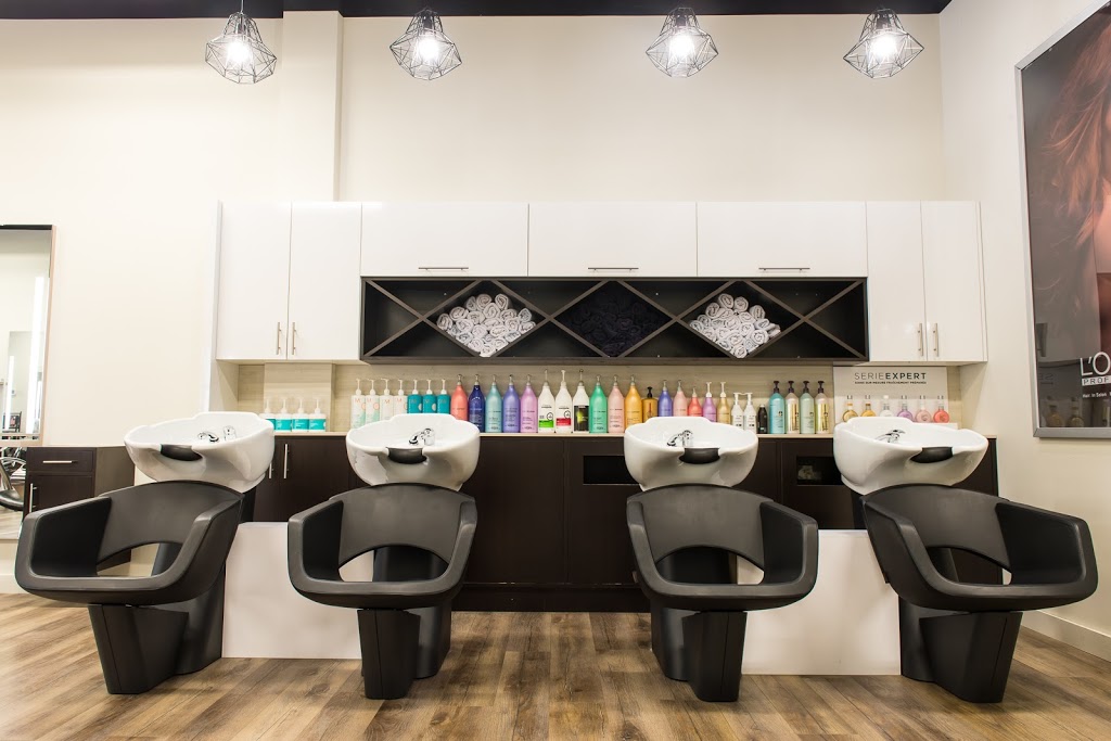 In Salon | 2983 Westoak Trails Blvd, Oakville, ON L6M 5E4, Canada | Phone: (905) 465-2398