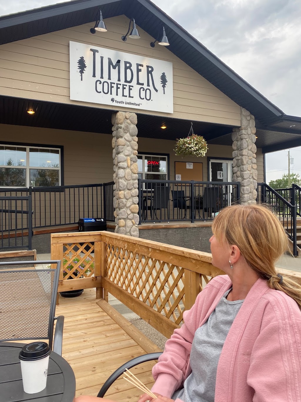 Timber Coffee Co. Ponoka | 4820 Hwy 2A, Ponoka, AB T4J 1K2, Canada | Phone: (403) 783-2584