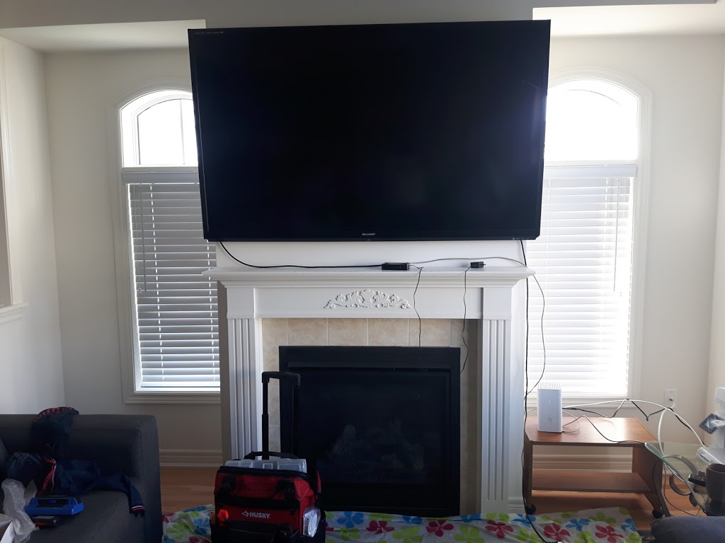 LeonExpress Furniture Assembly and TV wall mount installation | 69 Algeo Way, Bradford, ON L3Z 0W4, Canada | Phone: (647) 882-5454