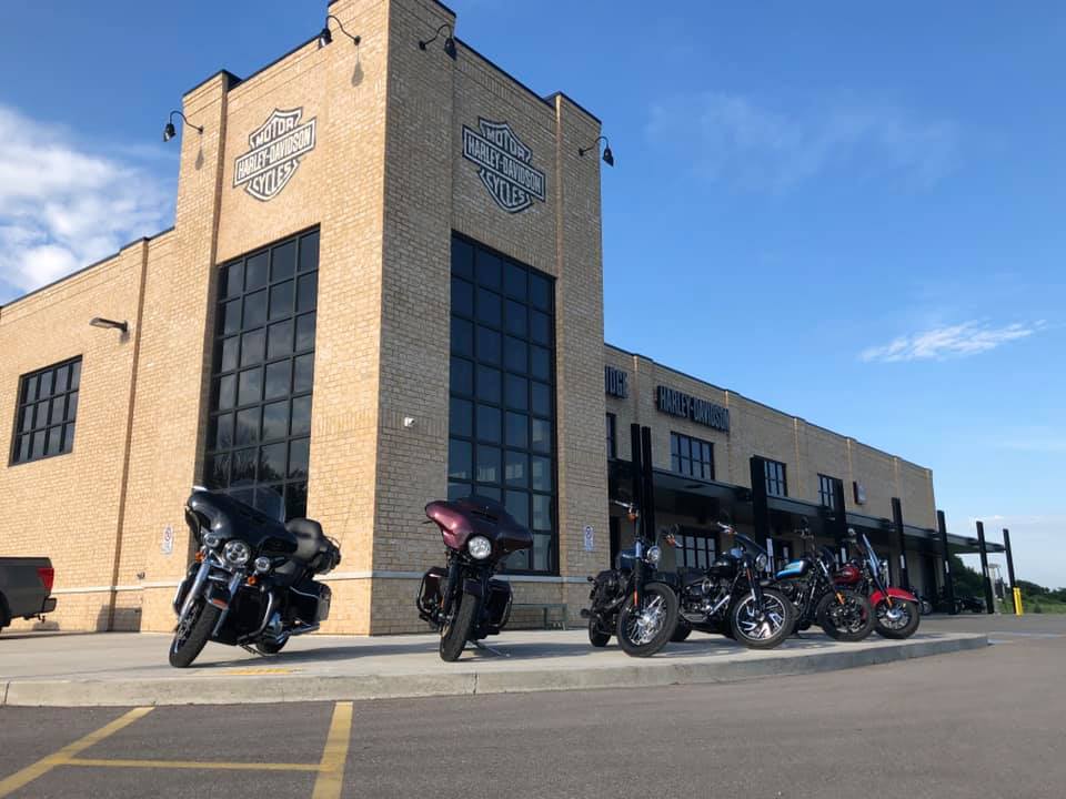 Blackbridge Harley-Davidson | 310 Holiday Inn Dr, Cambridge, ON N3C 1Z4, Canada | Phone: (519) 893-0493