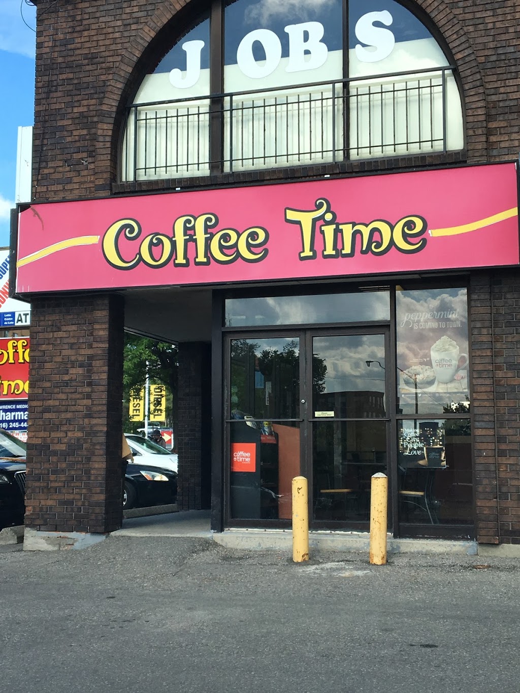 Coffee Time Donut Shop | 1575 Lawrence Ave W, North York, ON M6L 1C3, Canada | Phone: (416) 241-2019