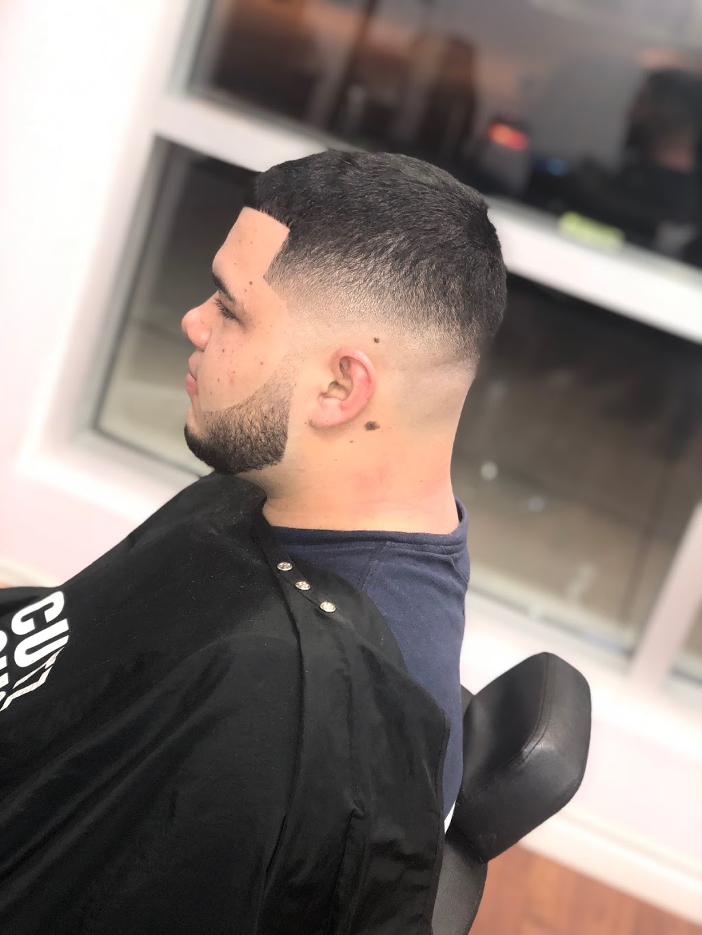 Future cutz barbershop | 200 Queens Plate Dr, Etobicoke, ON M9W 6V1, Canada | Phone: (416) 648-2317