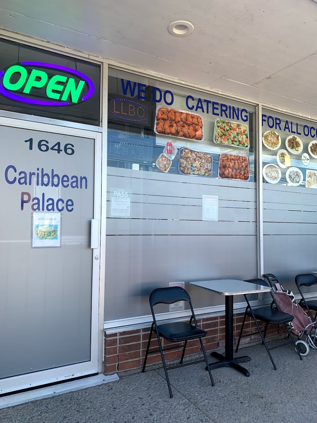 Caribbean Palace | 1646 Jane St, York, ON M9N 2R9, Canada | Phone: (416) 235-2822